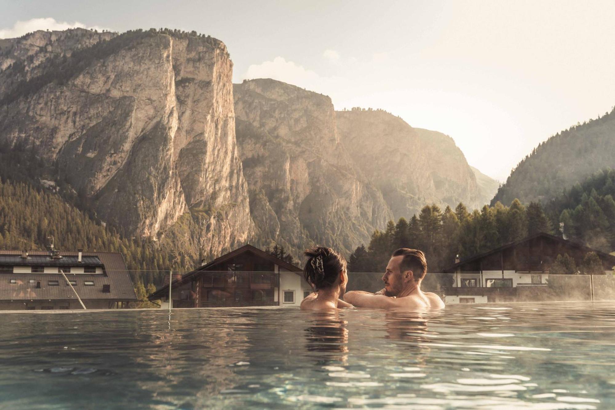 Hotel Continental Selva di Val Gardena Esterno foto